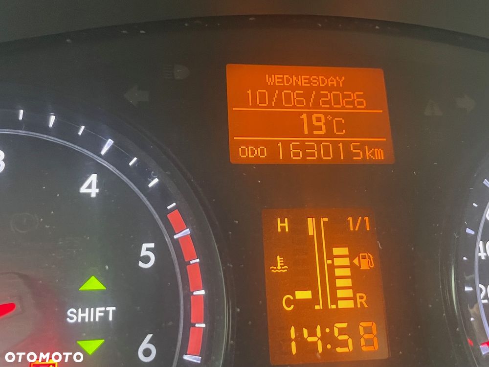 Toyota Avensis 2.0 D-4D Style - 4