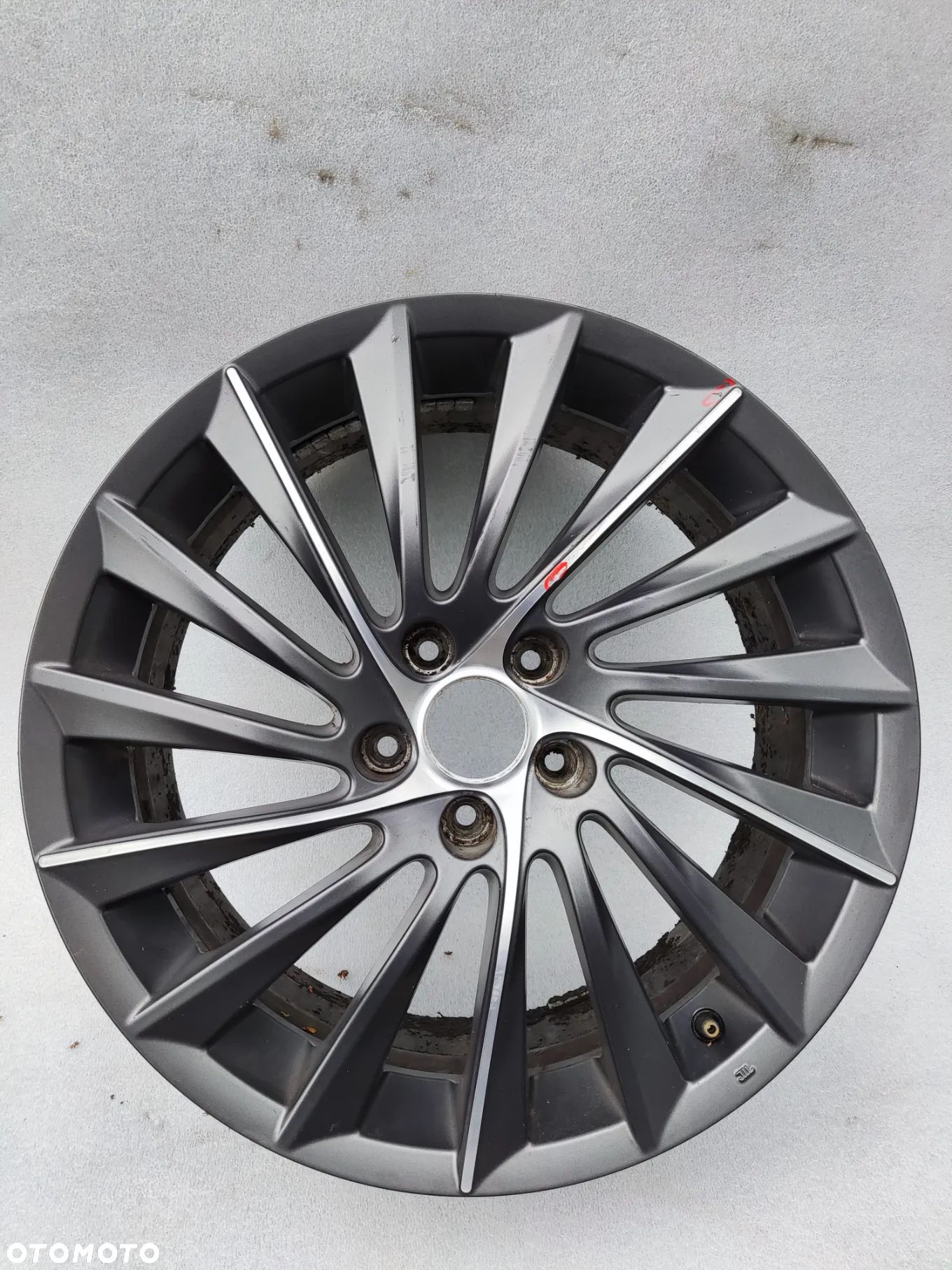 FELGA ALUMINIOWA ALFA ROMEO GIULIETTA 18 " 7.5" x 18" 5x110 ET 41 - 1
