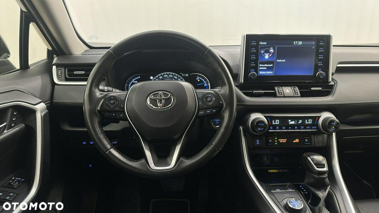 Toyota RAV4 - 10