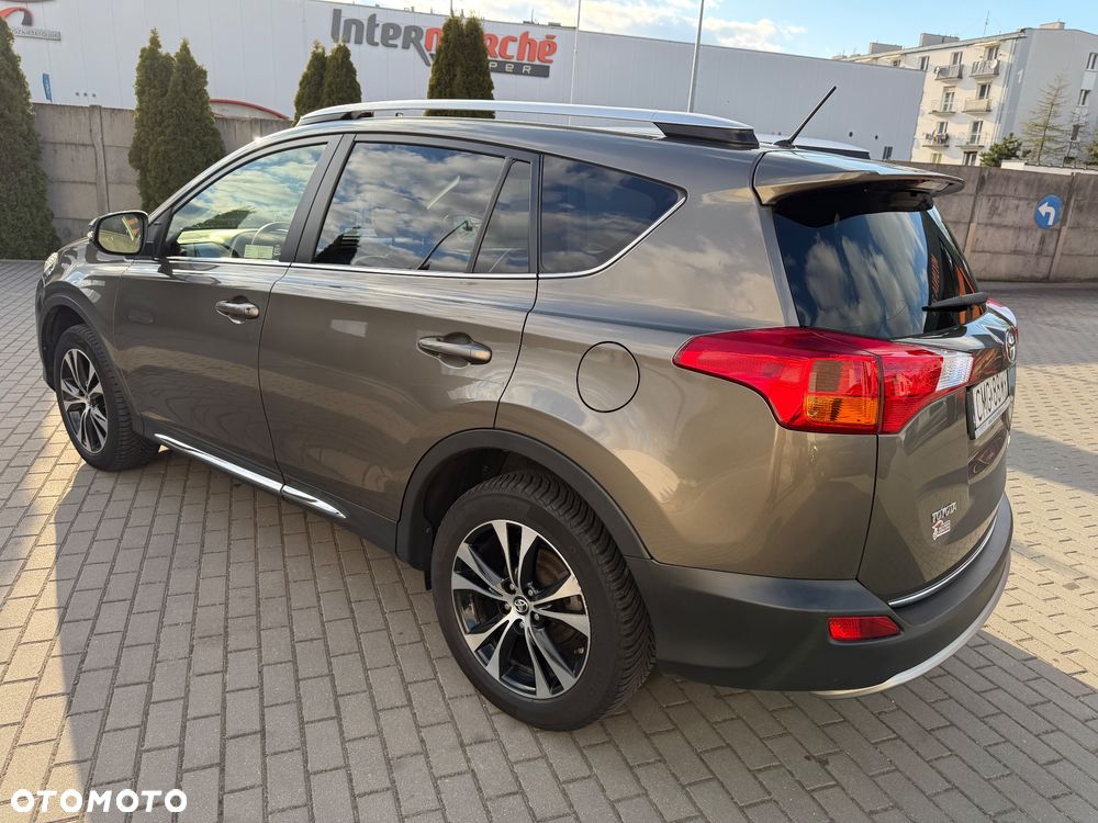 Toyota RAV4 2.0 D-4D Premium 4x2 - 6