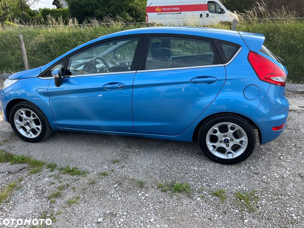 Ford Fiesta 1.25 Champions Edition - 9