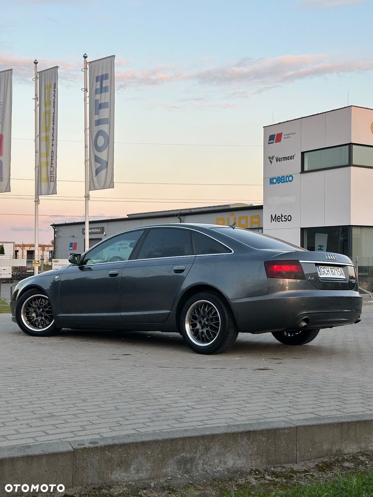Audi A6 - 4