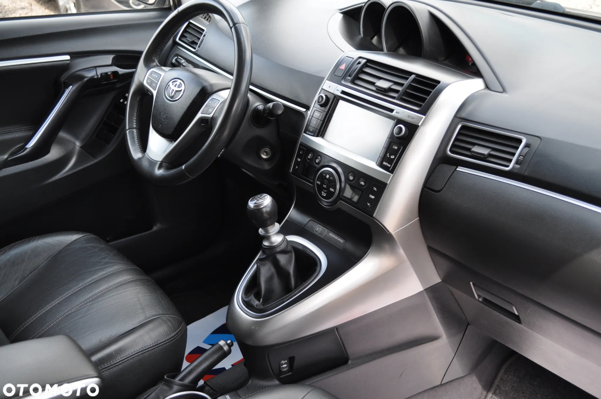 Toyota Verso 1.6 D-4D Premium - 17