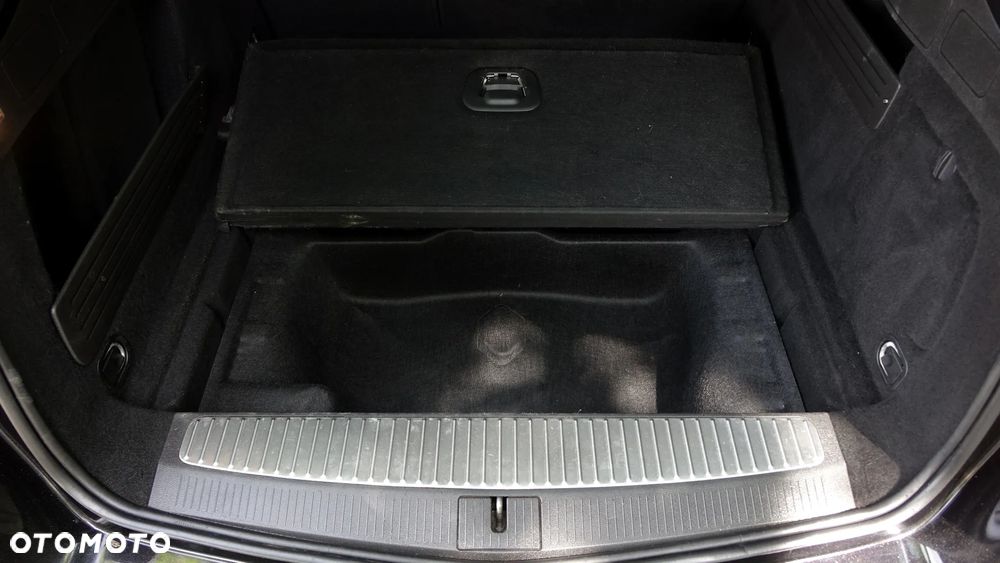Opel Astra 1.6 Turbo - 32