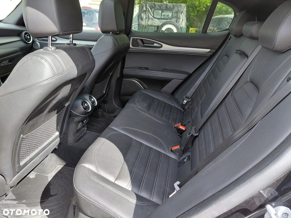 Alfa Romeo Stelvio 2.0 Turbo Veloce TI Q4 - 10