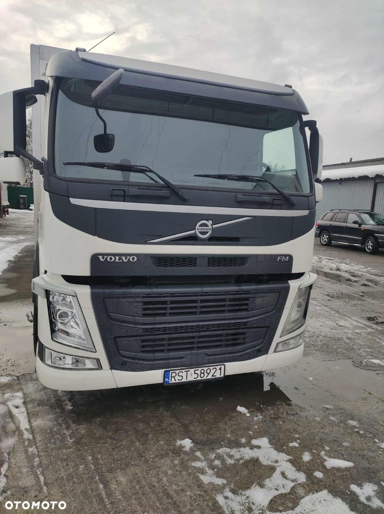 Volvo FM 330 - 11