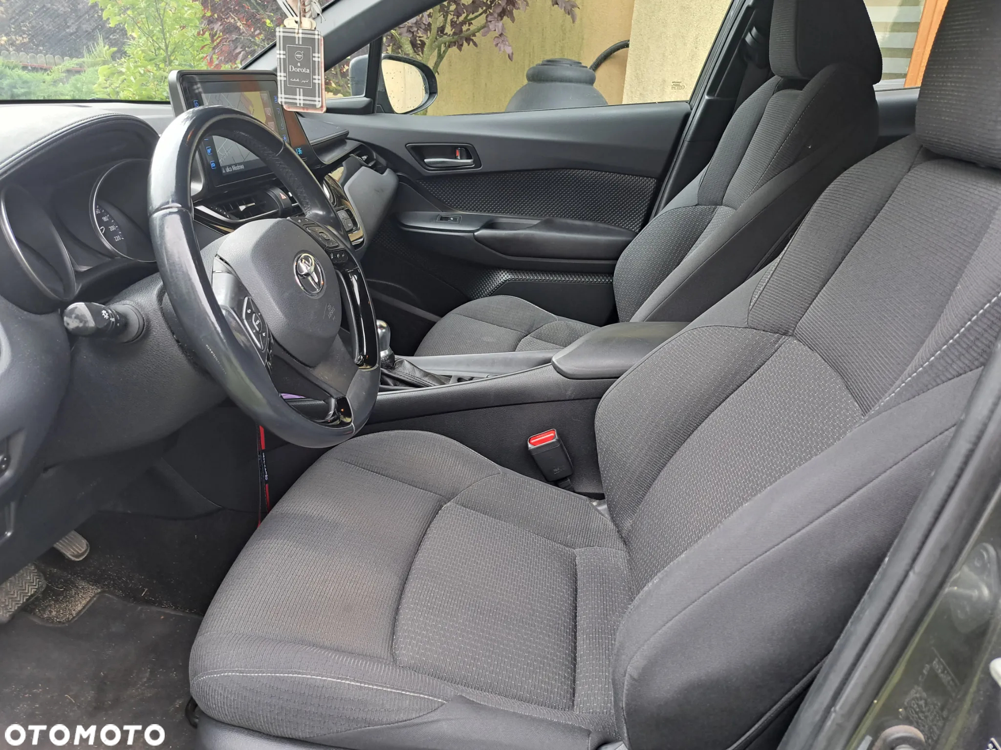 Toyota C-HR 1.2 T Premium CVT - 5