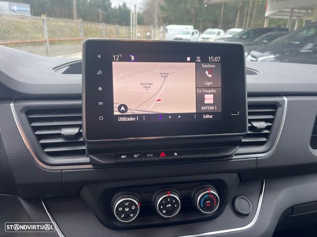 Renault TRAFIC 2.0 lONGA 130cv COM GPS - 10