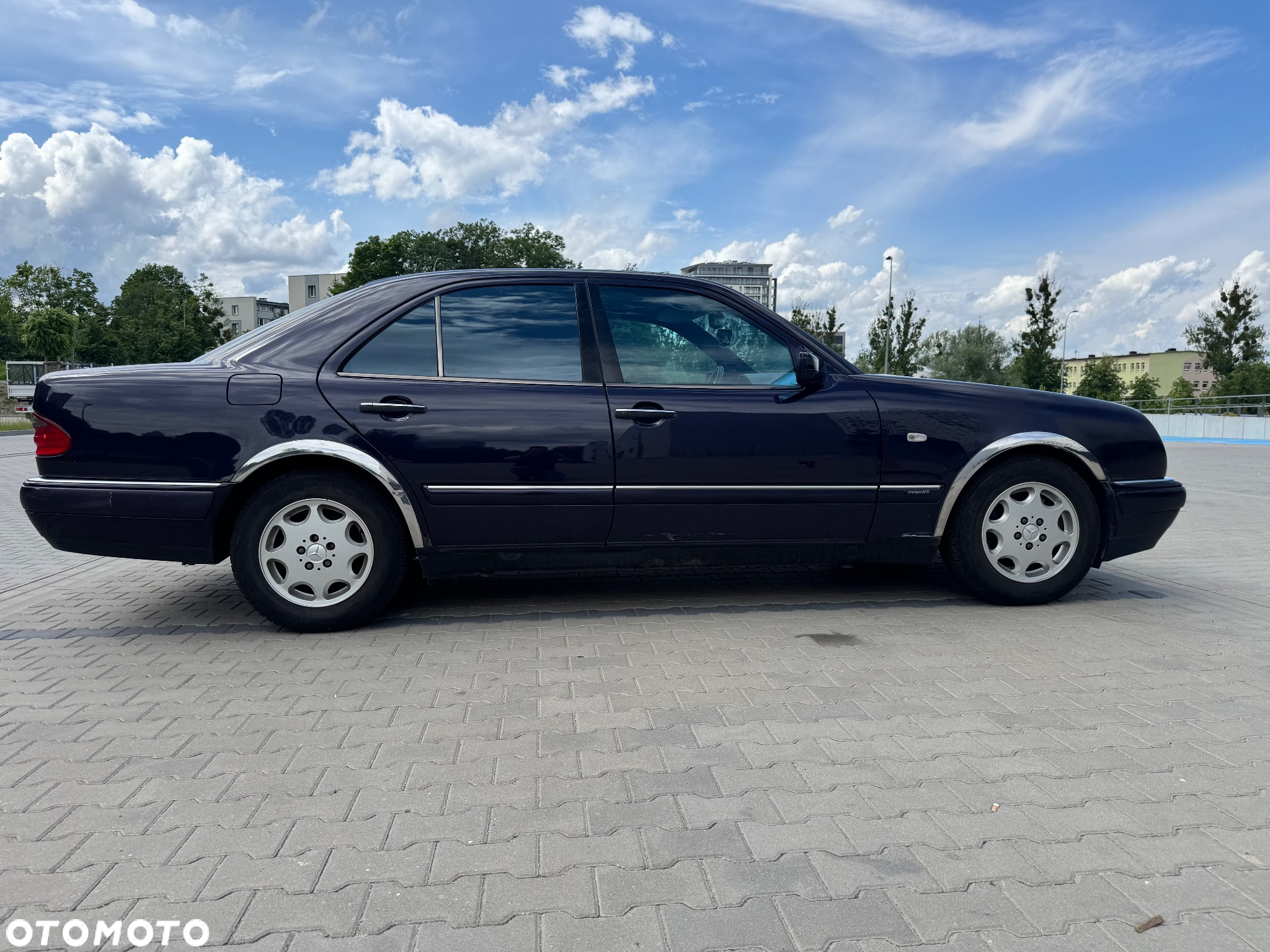 Mercedes-Benz Klasa E 200 Avantgarde - 8