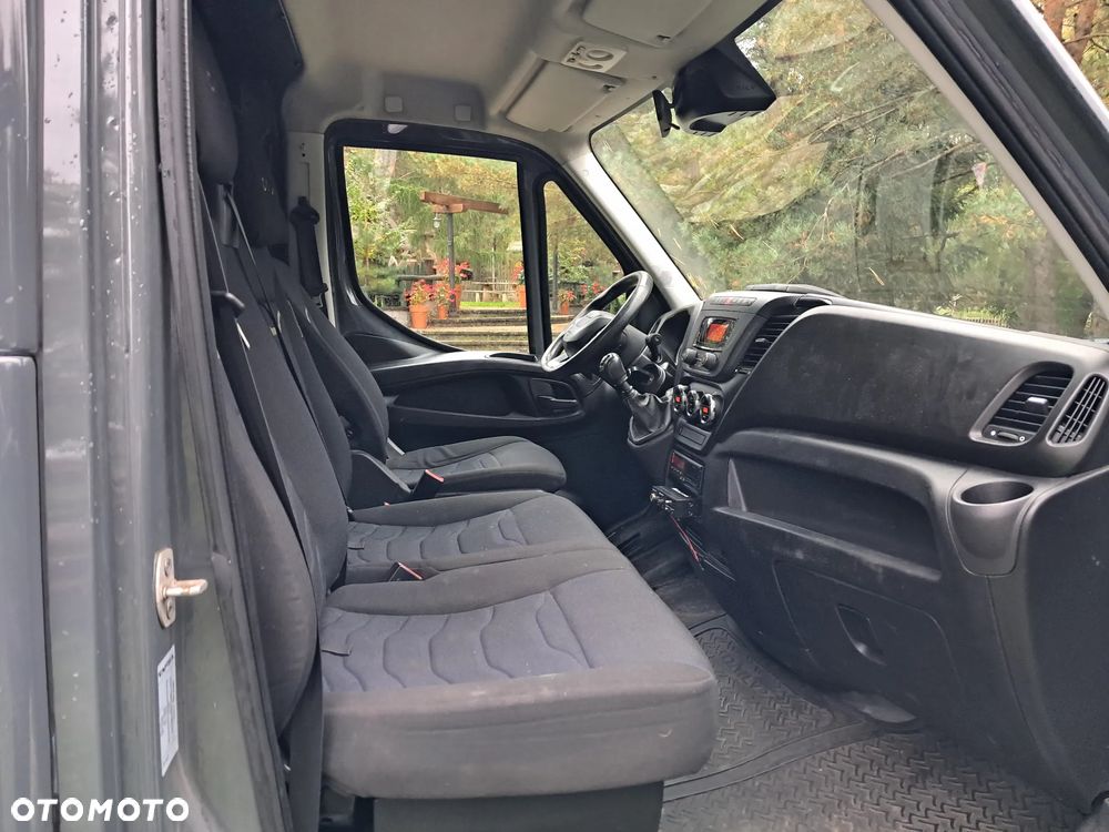 Iveco Daily - 12