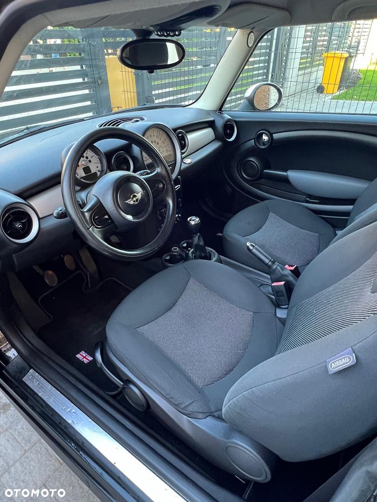 MINI Cooper D - 6