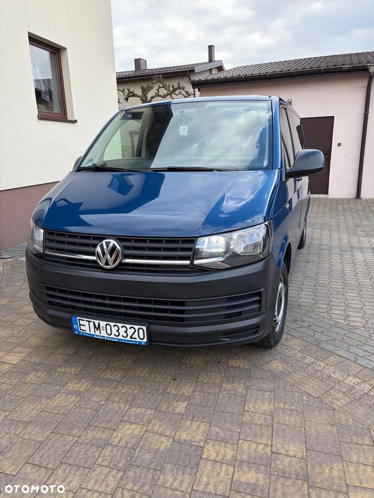 Volkswagen Transporter - 1