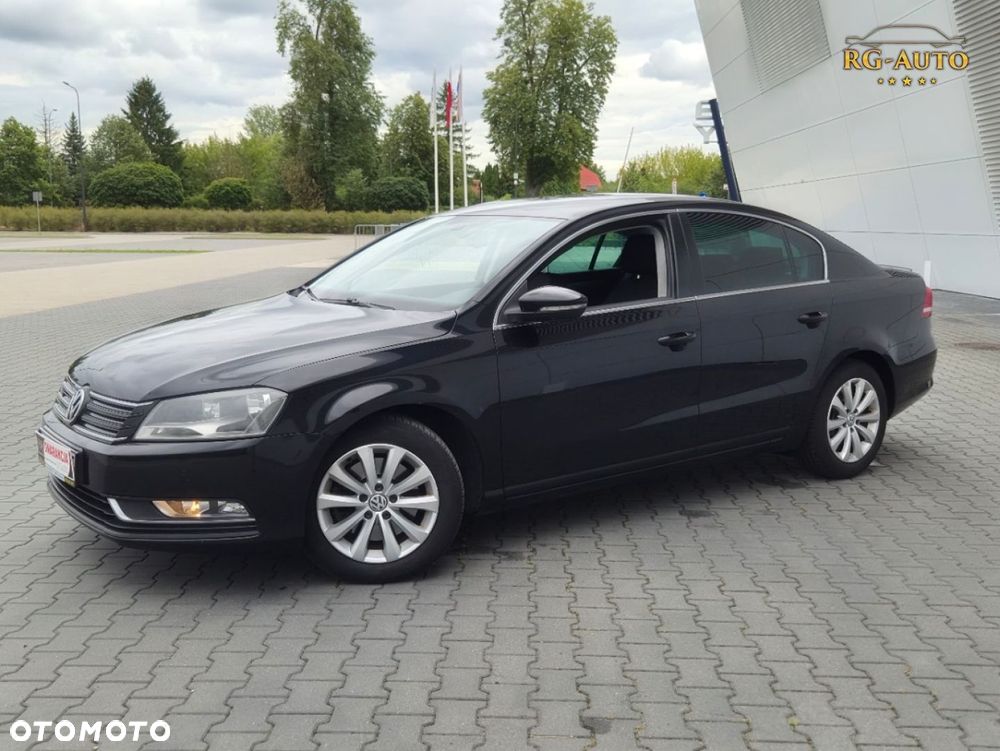 Volkswagen Passat - 34