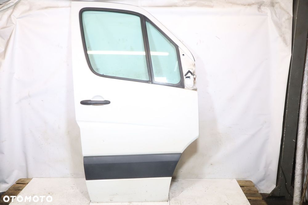 DRZWI PRAWY PRZÓD VOLKSWAGEN CRAFTER I LIFT LB9A - 1