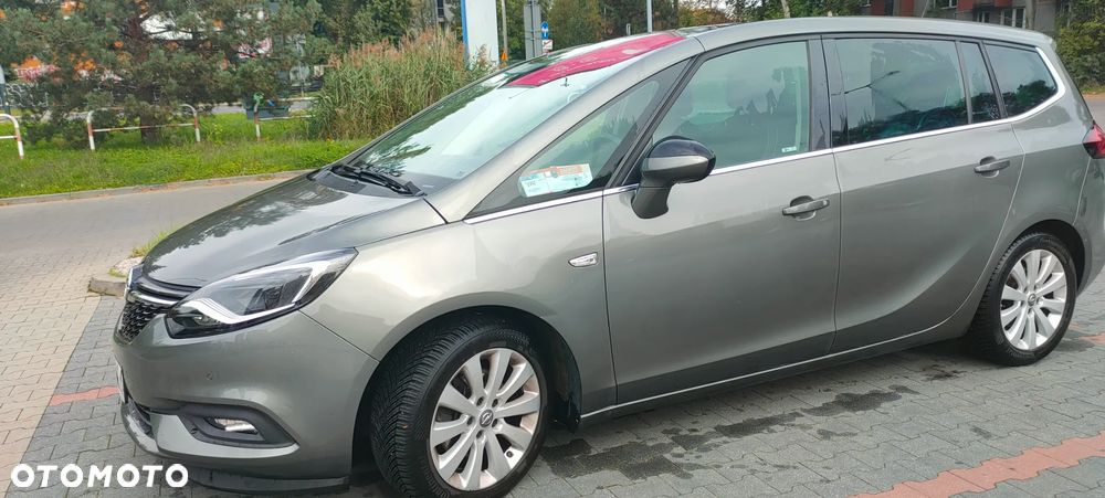 Opel Zafira - 2