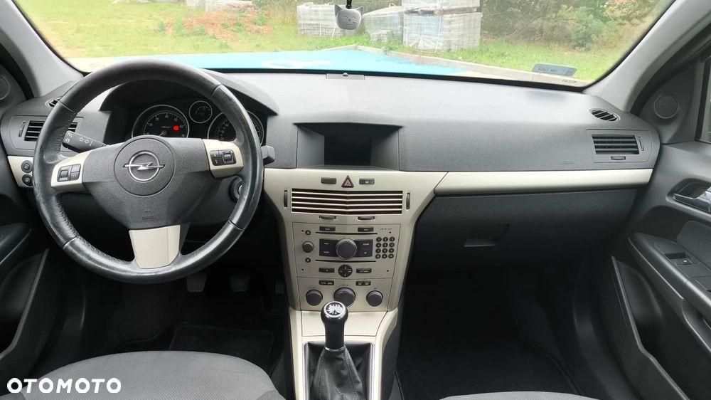 Opel Astra III 1.6 Enjoy - 12