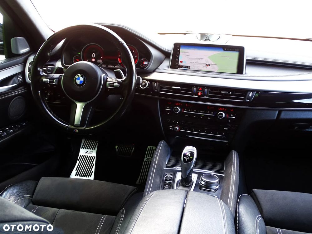 BMW X6M - 26