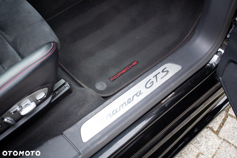 Porsche Panamera GTS - 19