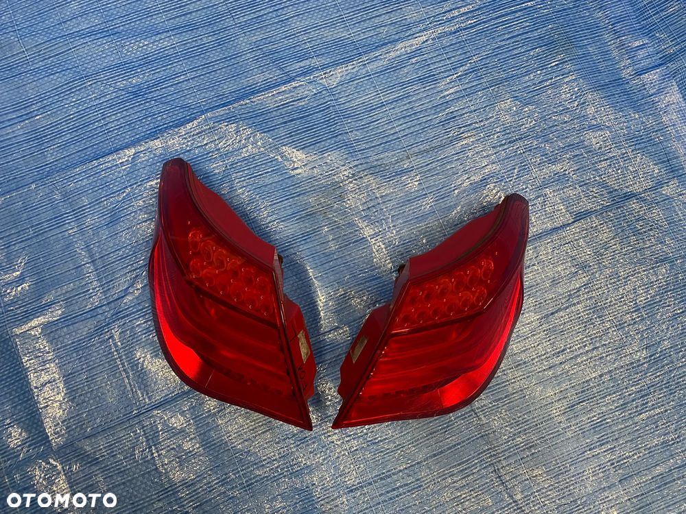 LAMPA TYŁ TYLNA W BŁOTNIK LEWA PRAWA  LEWY PRAWY BMW F01 F02 F04 7182197 7182198 EUROPA  ORYGINAŁ - 6