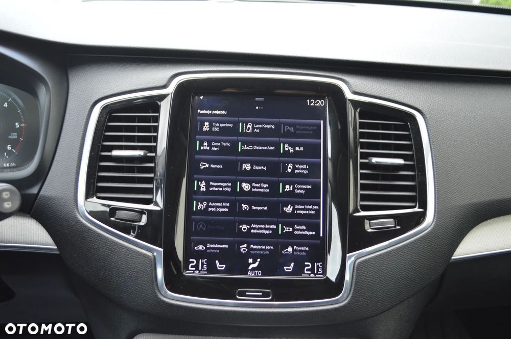 Volvo XC 90 - 21