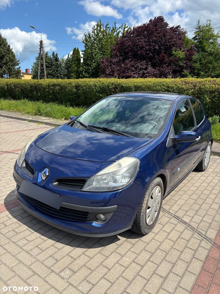 Renault Clio 1.6 16V Expression - 1