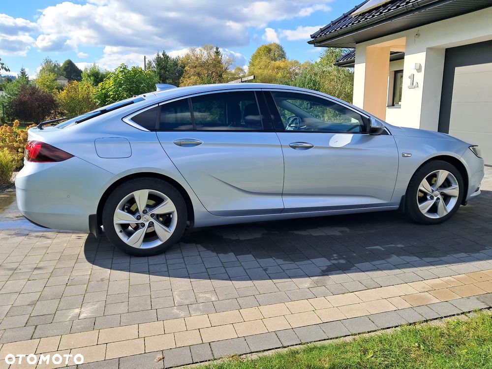 Opel Insignia 2.0 CDTI Cosmo S&S - 16