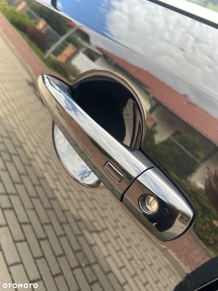 Nissan Qashqai - 25