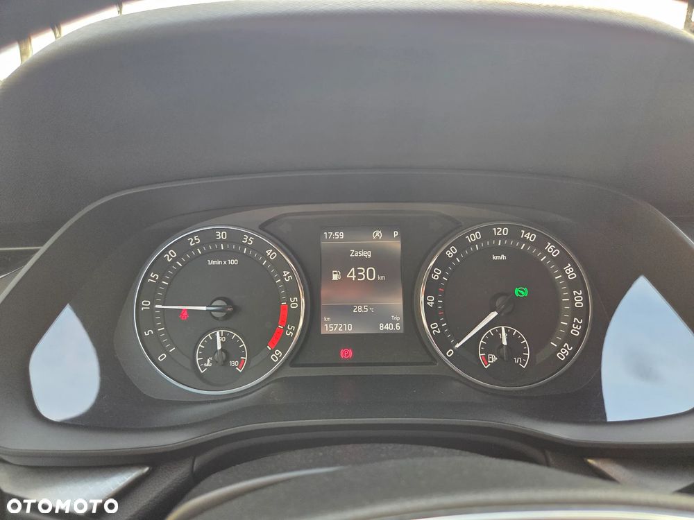 Skoda Octavia 2.0 TDI Ambition DSG - 19