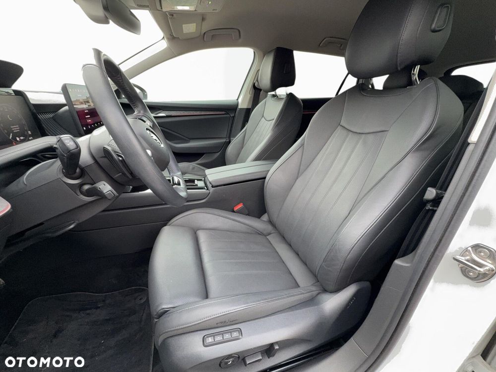 Skoda Superb 2.0 TDI SCR 4x4 Selection DSG - 25