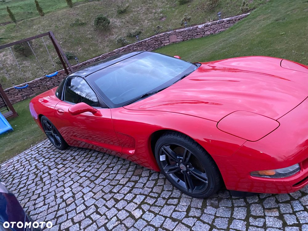 Chevrolet Corvette - 3