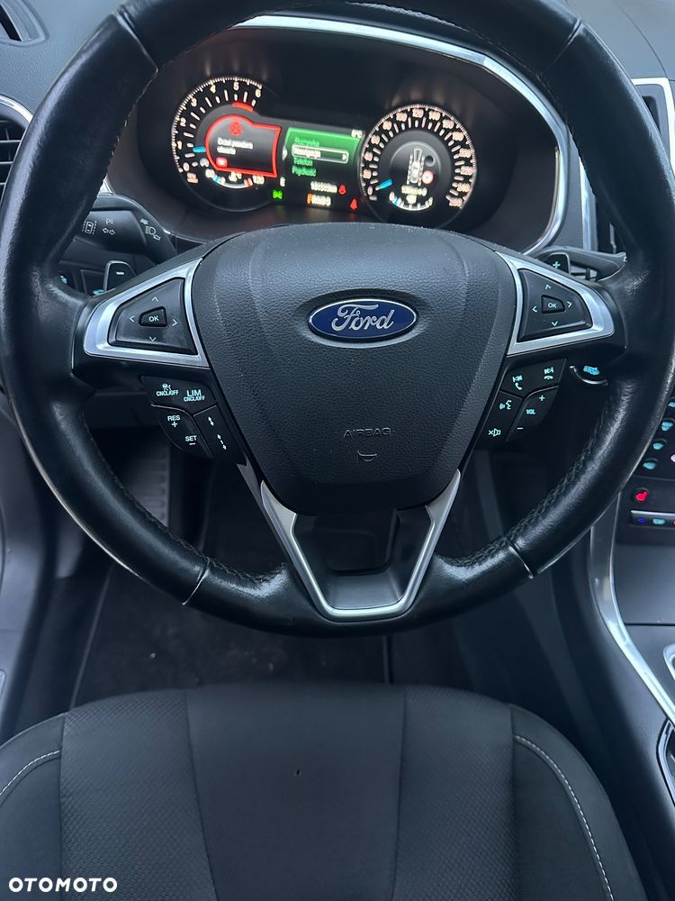 Ford S-Max 2.0 TDCi Titanium PowerShift - 15