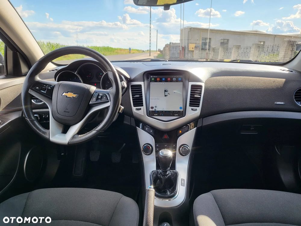 Chevrolet Cruze 1.6 - 20