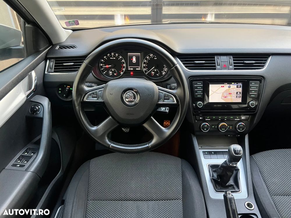 Skoda Octavia 1.6 TDI Ambition - 6