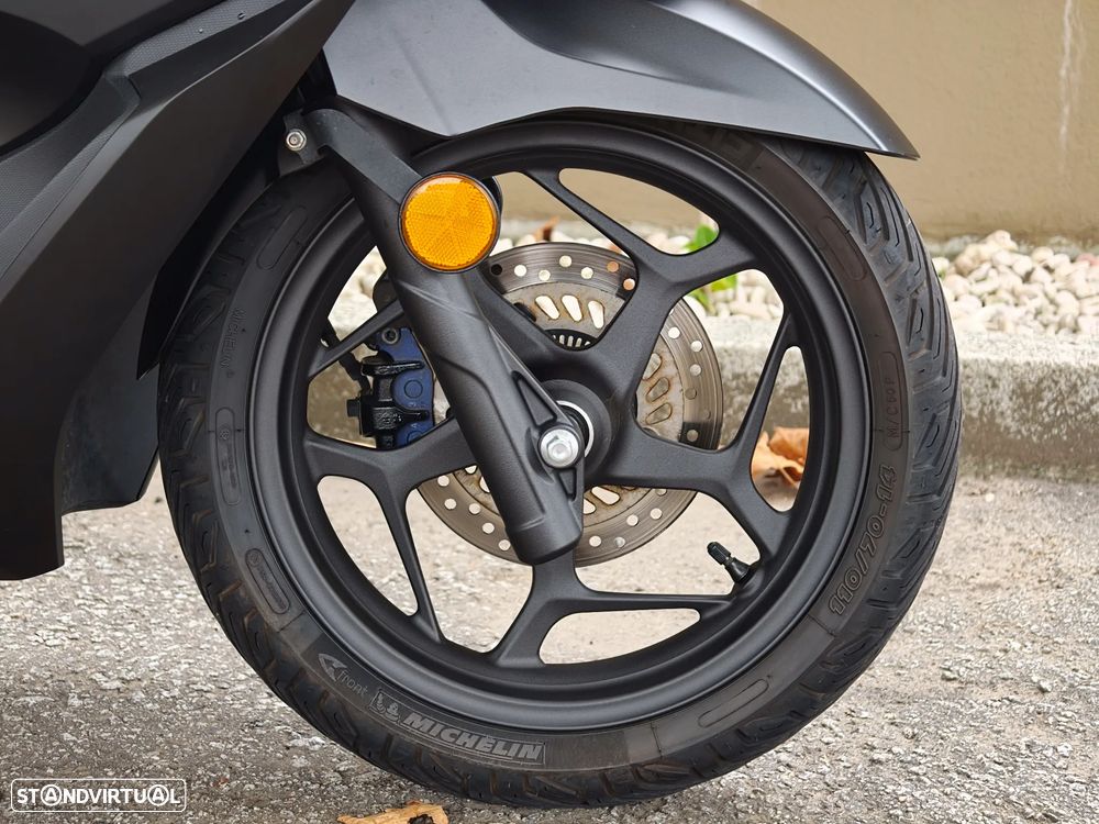 Honda PCX125 - 10