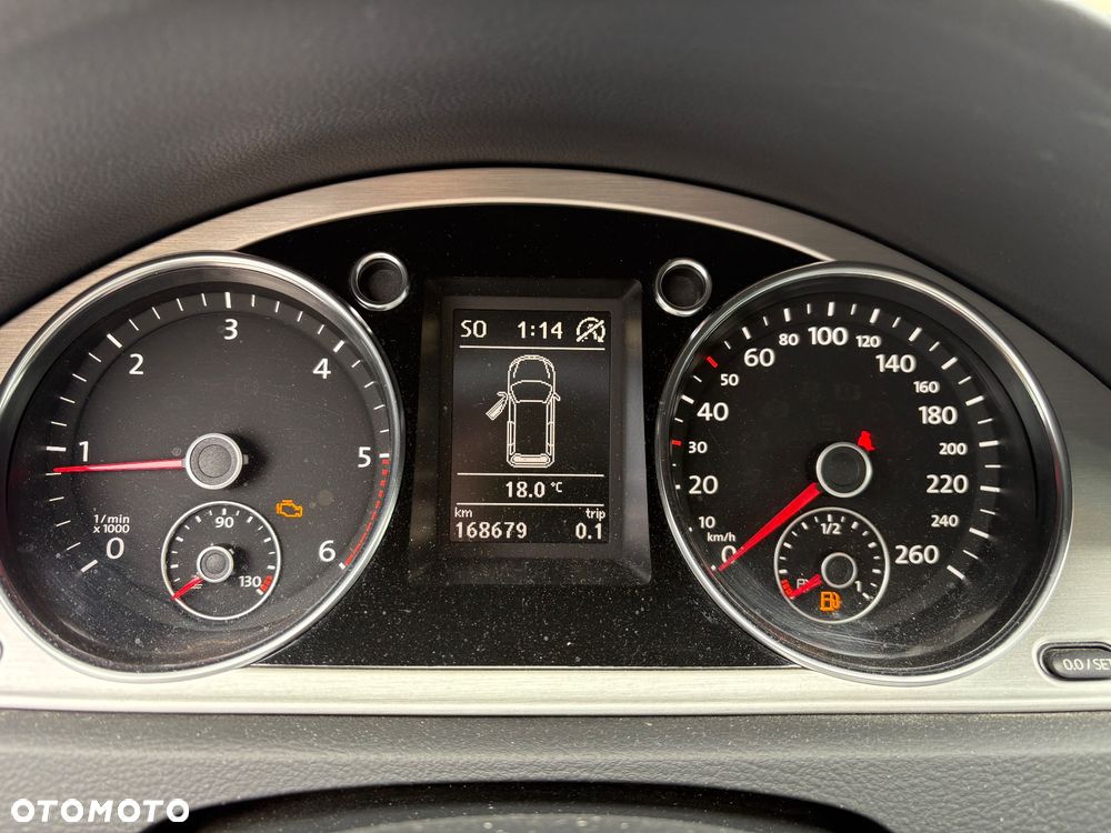 Volkswagen Passat Variant 2.0 TDI DSG BlueMotion Technology Exclusive - 21