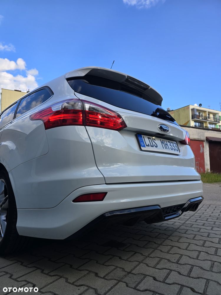 Ford Focus 1.6 EcoBoost Gold X (Trend) - 28
