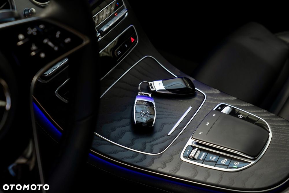 Mercedes-Benz Klasa E - 30