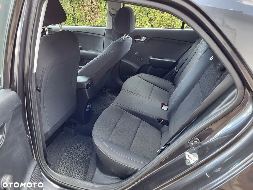 Kia Rio 1.0 T-GDI L - 12