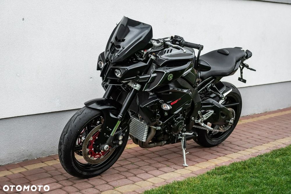 Yamaha MT - 6