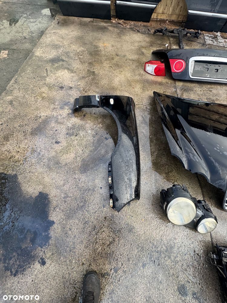 Kia opirus  kolor czarny drzwi praw lewe przednie tylne tył przód lusterka lusterko R8 klapa tylnia klapa bagażnika lampy tył tylnie prawa lewa prawy lewy maska lampa przód przednia xenon no xenon chłodnice komplet wody klimy belka przód zderzak przód przedni - 7
