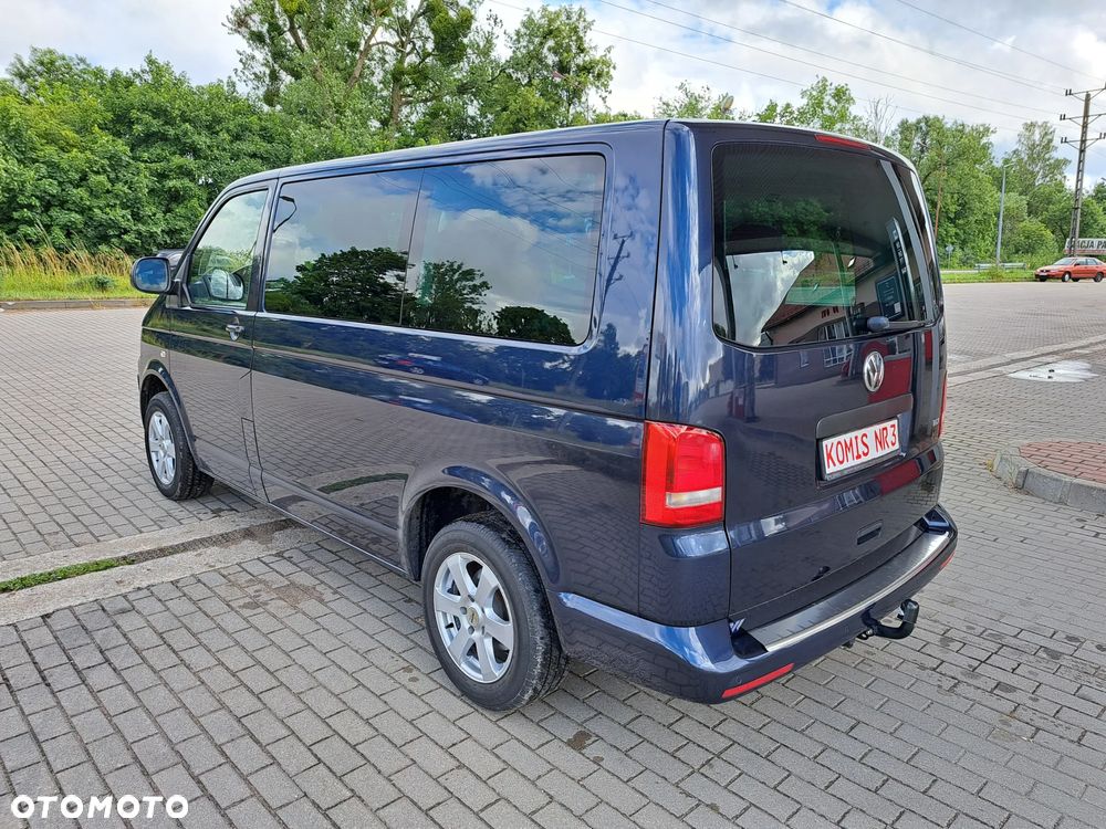 Volkswagen Multivan - 13