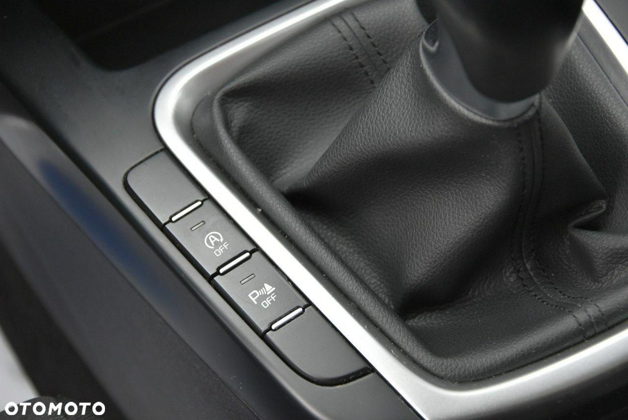 Kia Ceed - 20
