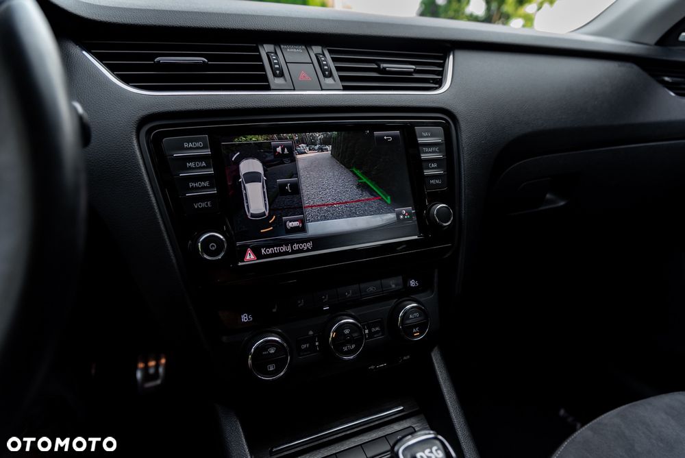 Skoda Octavia 2.0 TDI 4x4 DSG Scout - 38