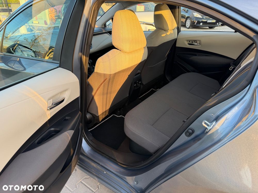 Toyota Corolla 1.8 Hybrid Comfort - 25