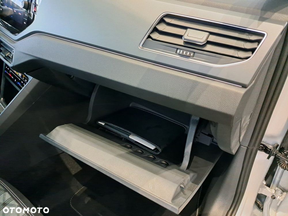 Volkswagen Taigo 1.5 TSI ACT R-Line Plus DSG - 34