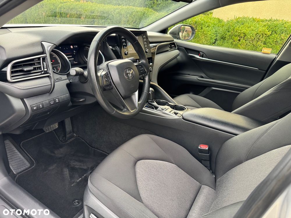 Toyota Camry 2.5 Hybrid Comfort CVT - 13