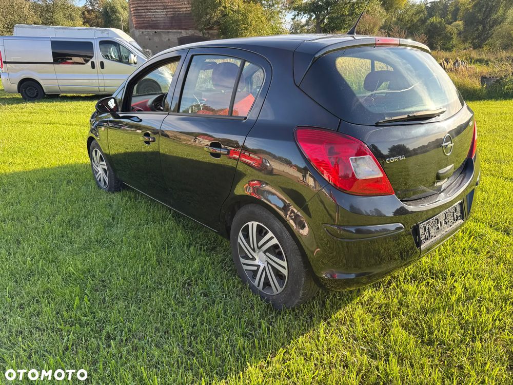 Opel Corsa 1.2 16V Cosmo - 7
