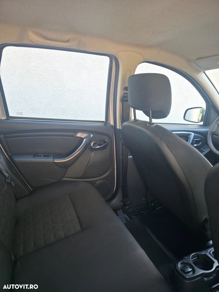 Dacia Duster 1.5 dCi 4x2 Ambiance - 6