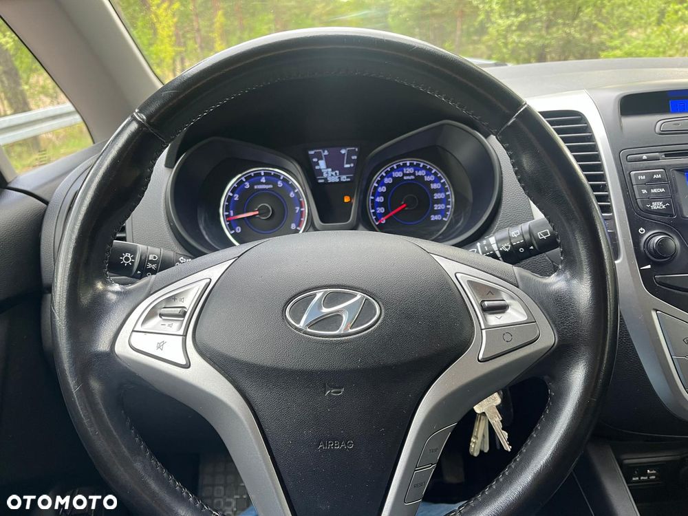 Hyundai ix20 1.6 blue Style - 14