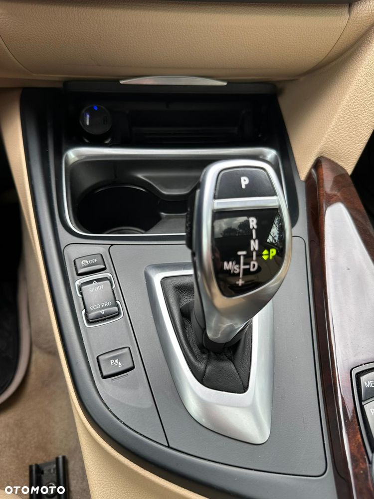 BMW Seria 4 428i xDrive Sport-Aut Luxury Line - 23